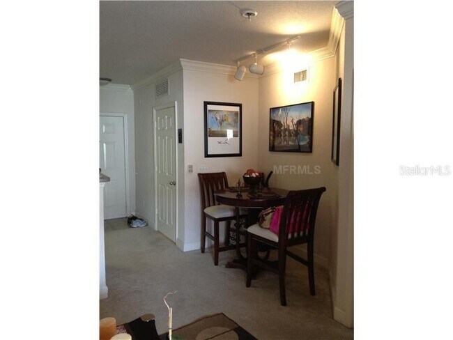 Foto del edificio - 202 E South St