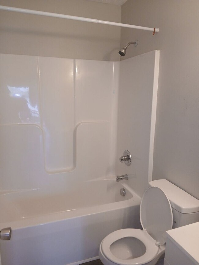Foto del edificio - 3241 Chandler St