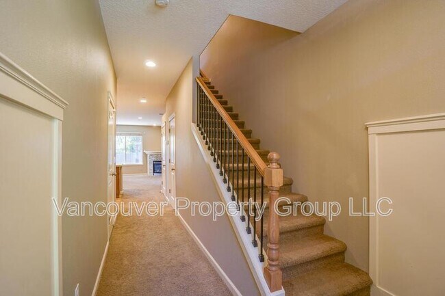 Building Photo - 16910 SE 41st Cir