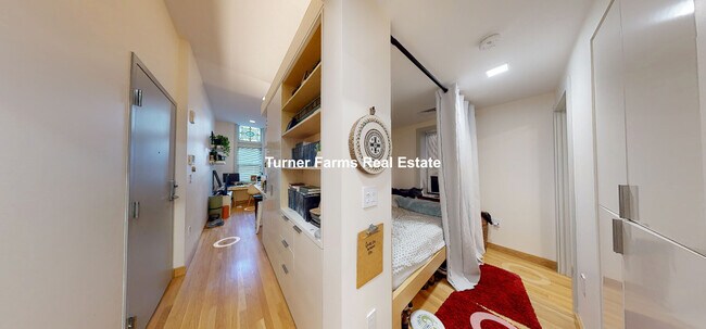 Building Photo - 15 Mount Auburn St