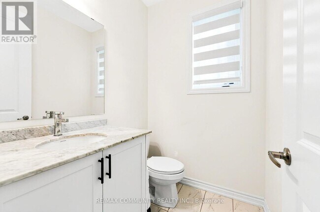 Building Photo - 17 Coulterville Dr