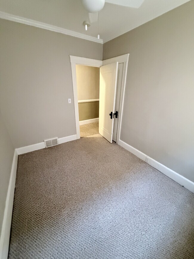 Dormitorio - 858 Nottingham Rd