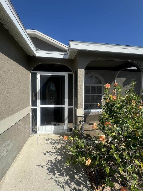 Building Photo - 937 NW 7th Ave