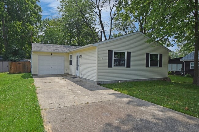 Photo - 12114 6th Ave House