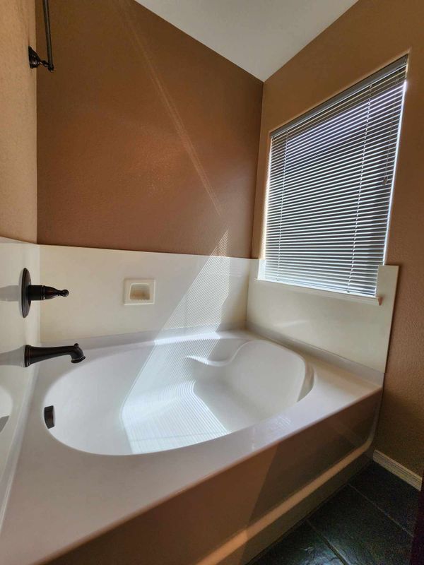 Foto del edificio - 40443 W Helen Ct