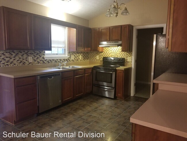 Building Photo - 3 br, 2 bath House - 6611 Dovir Woods Dr.