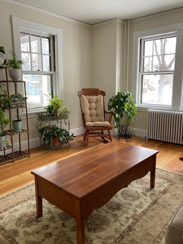 Living Room - 40 Union St