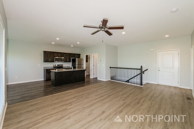 Foto del edificio - 4BR/3BA | Newly Renovated Single Family Home | 1-Car Covered Parking | In Bradley Crossing!