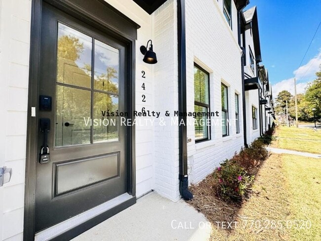 Building Photo - BRAND NEW TOWNHOME! 3BD/2.5BA
