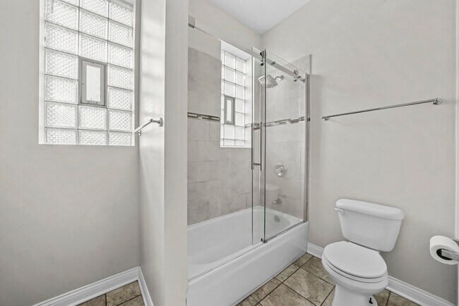 Foto del edificio - 1254 S Kildare Ave