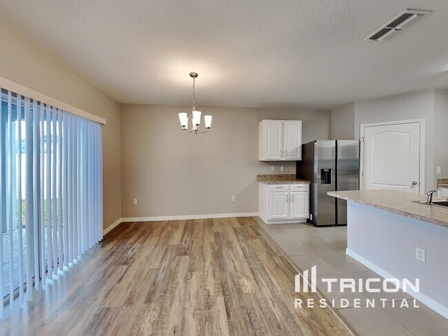 Foto del edificio - 6279 Red Herring Dr