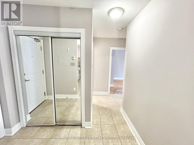 Photo du bâtiment - 15 Thirty Third St