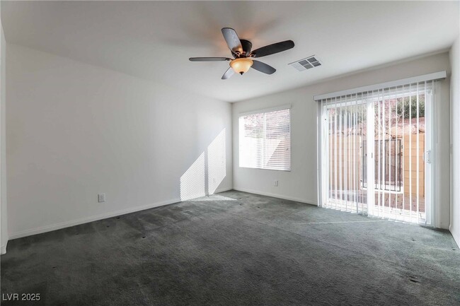 Building Photo - 1525 Spiced Wine Ave