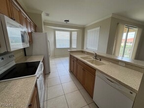 Building Photo - 8270 Pathfinder Loop