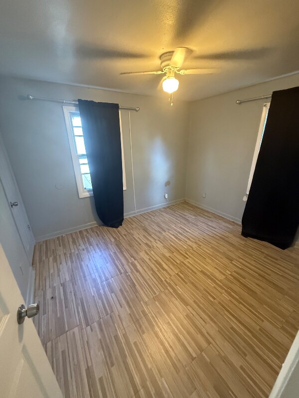 Foto del edificio - 10112 Cloverdale Dr