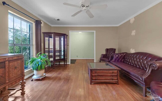 Foto del edificio - 2101 Summit Blvd