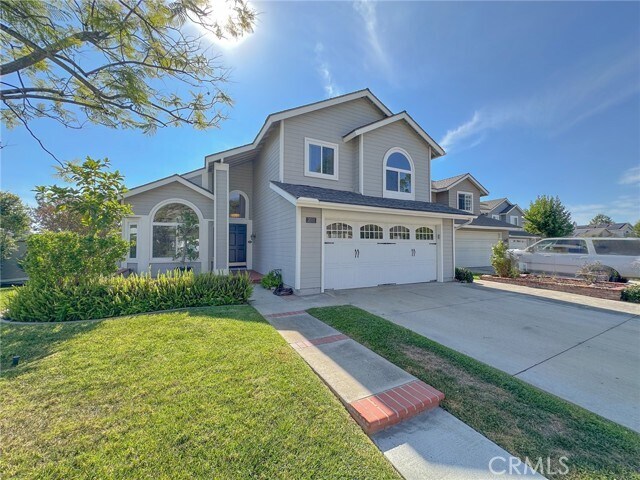 Building Photo - 21115 Briarwood Ln