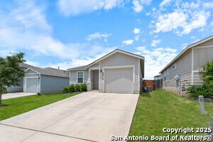 Foto principal - 9619 Hayden Sedge