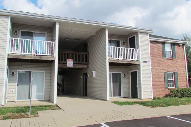 Building Photo - COLONIAL GARDENS APARTMENTS