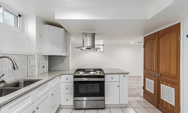 Kitchen - 1173 Dayton St