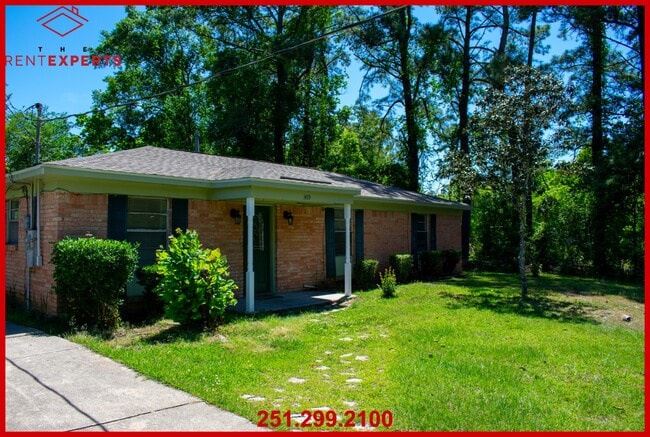 Building Photo - 1419 Driftwood Dr N