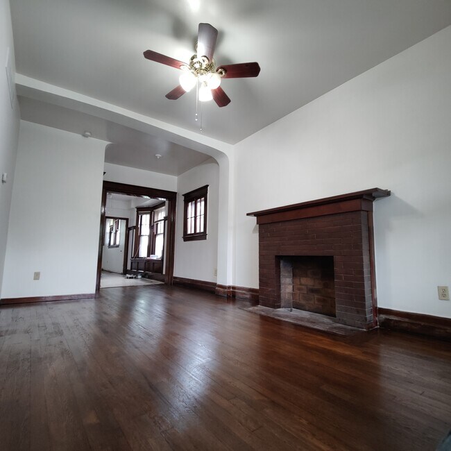 Building Photo - 3933 W Lafayette Blvd