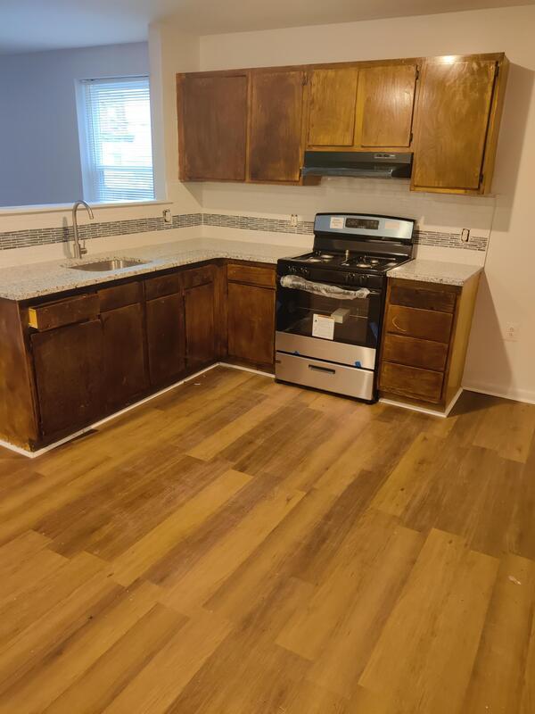 Building Photo - 875 N 42nd St