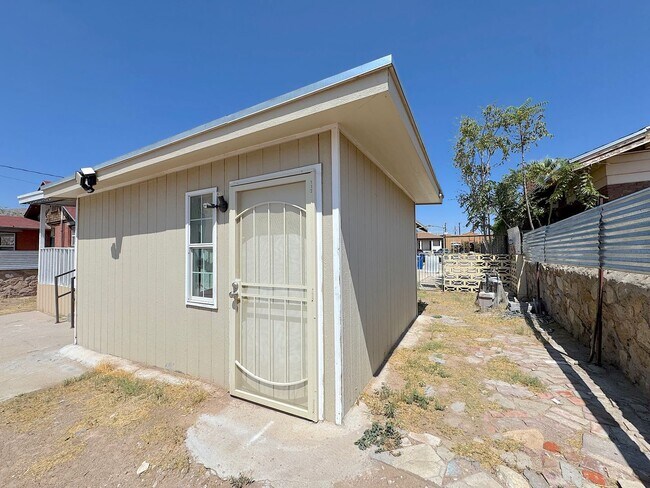 Foto del edificio - 3512 Clifton Ave
