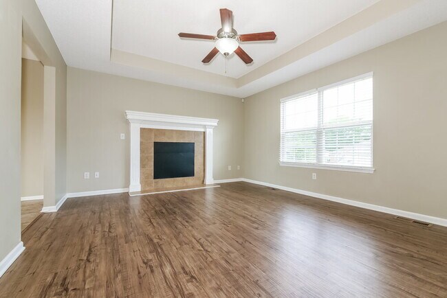 Foto del edificio - 1203 Fall Meadow Ln