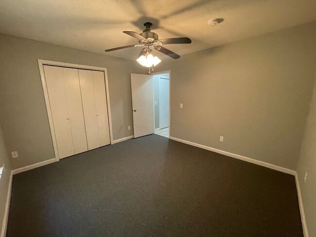 Building Photo - Amazing Duplex Carrollton City!!