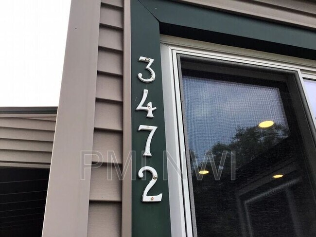 Foto del edificio - 3472 Pierce St