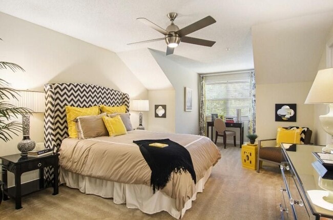 Foto del edificio - 100 Ladson Ct