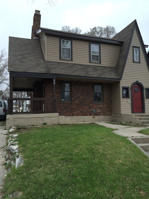 English Tudor lower apartment Apartment for Rent in Fort Wayne, IN