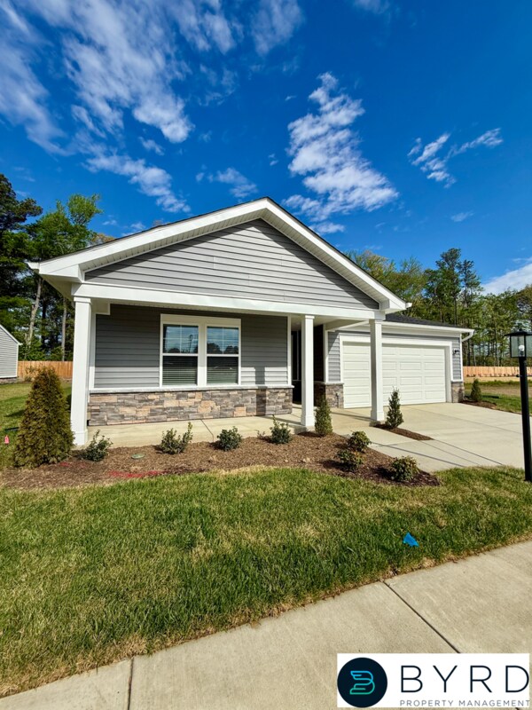 Foto del edificio - 421 Rivanna Hl Rd