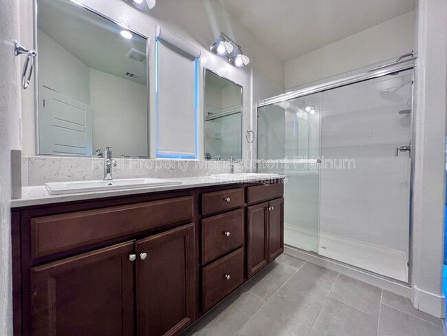 Building Photo - 2321 S Purdue Ave