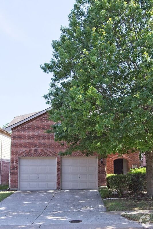 Building Photo - 10129 Placid Dr