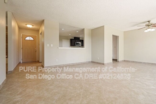Foto del edificio - 8343 Mesa View Way