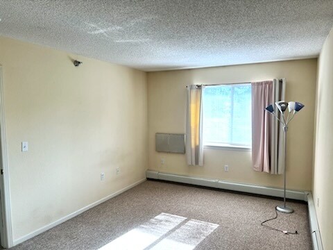 Building Photo - Bright and spacious condo unit in Prior La...