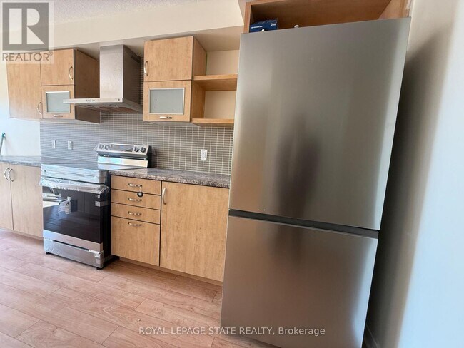 Building Photo - 148 Crafter Cres