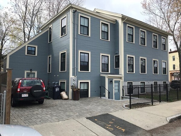 Foto del edificio - 156 Hampshire St