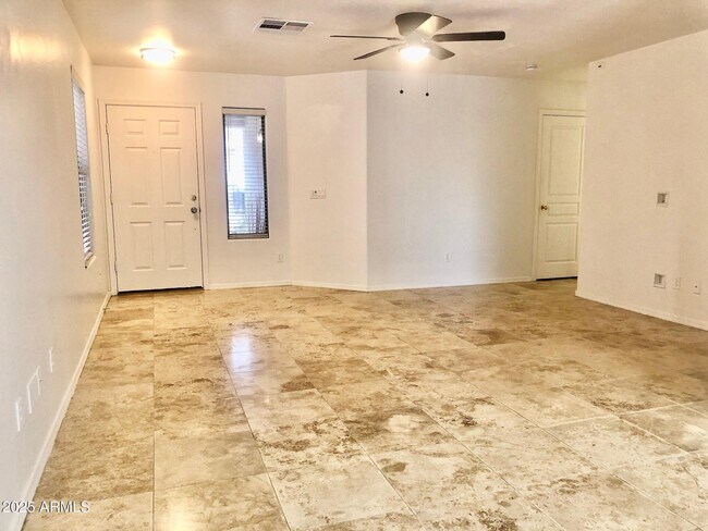 Foto del edificio - 6703 E San Tan Way