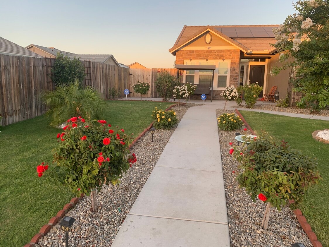 9112 Coastal Ln, Bakersfield, CA 93313 House Rental in Bakersfield