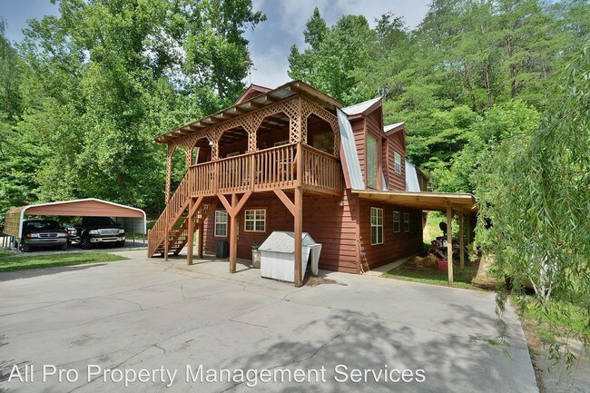 Foto del edificio - 676 Rocky Flats Rd