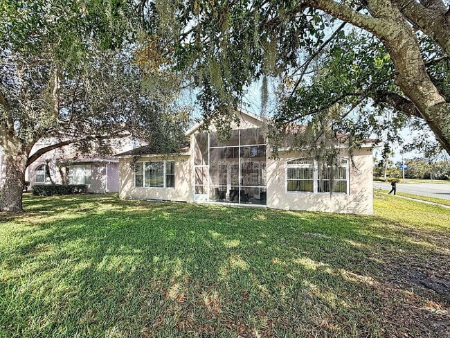 Foto del edificio - 2500 Trapside Ct