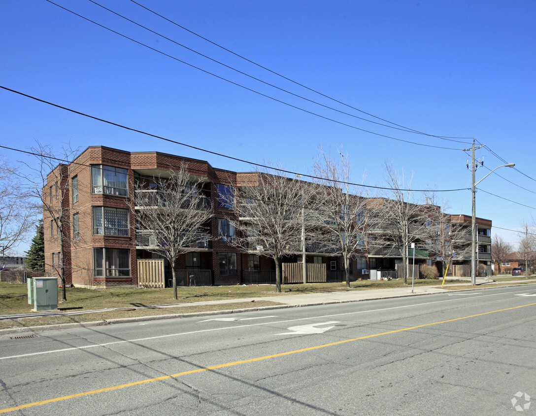 Building Photo - Faywood Place