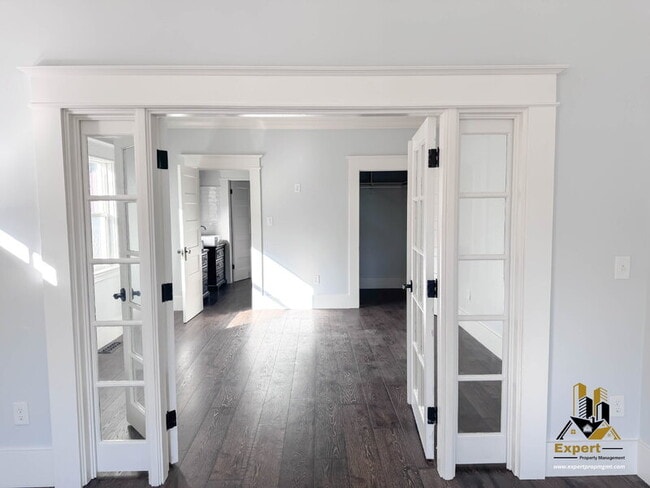 Foto del edificio - 400 Pleasant St