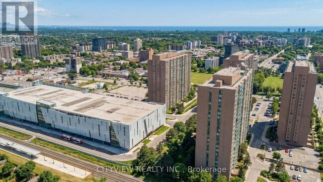 Photo du bâtiment - 115 Hillcrest Ave