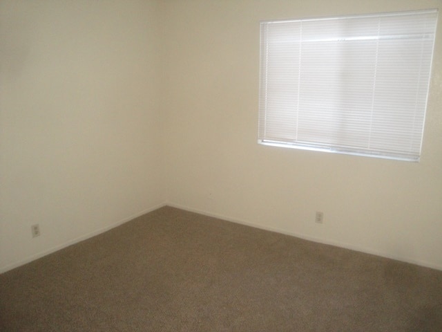 Building Photo - Downstairs Two Bedroom in Santa Maria