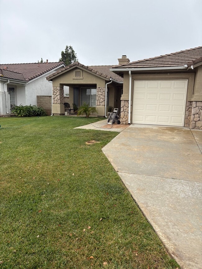 Building Photo - 35887 Lourdes Dr