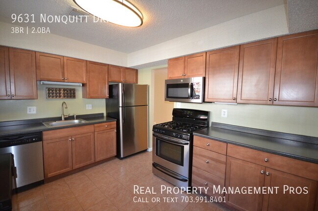 Foto del edificio - 9631 Nonquitt Dr